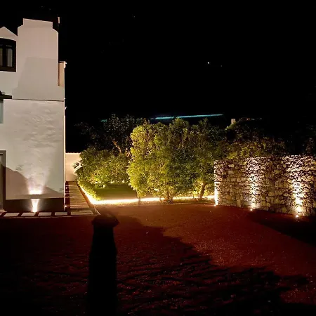 Nature & Sea - Casa Vinhateira East Duplex Caloura