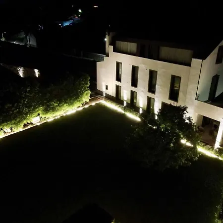 Nature & Sea - Casa Vinhateira East Duplex