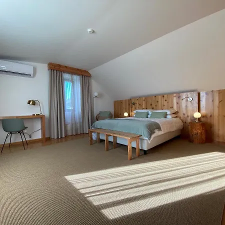 Nature & Sea - Casa Vinhateira East Duplex Apartament Caloura